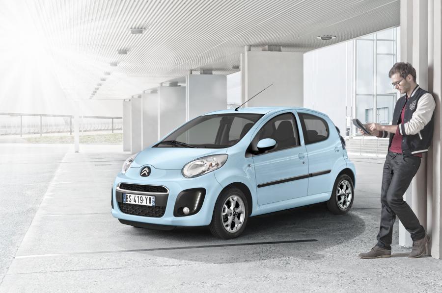  Citroen C1 5-Door 2012 года  (фото 76 из 124)